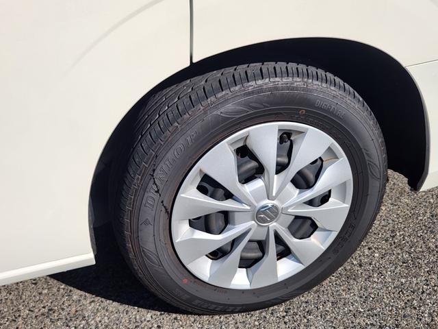 ランディ 2.0X 1オーナー/全方位カメラ/エマージェンシーブレーキ/左Pスライドドア/BSM/8人乗り/車両取説・スペアキー有(23枚目)