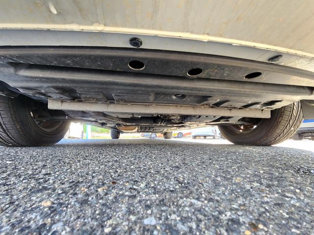 ランディ 2.0X 1オーナー/全方位カメラ/エマージェンシーブレーキ/左Pスライドドア/BSM/8人乗り/車両取説・スペアキー有(30枚目)