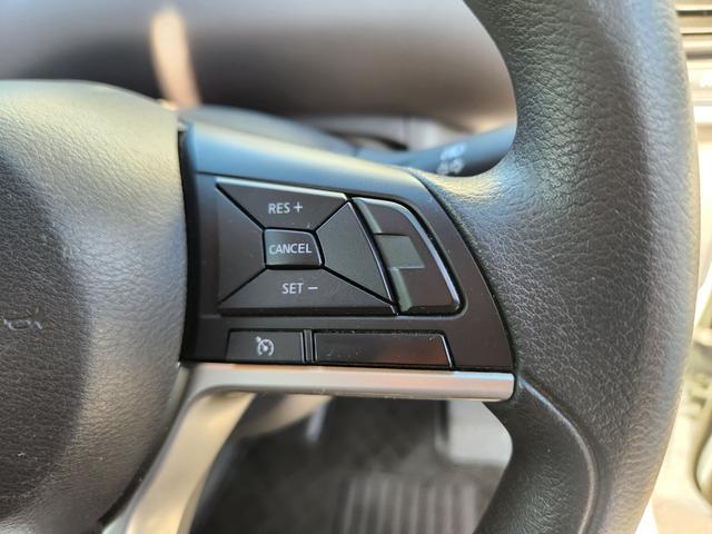 ランディ 2.0X 1オーナー/全方位カメラ/エマージェンシーブレーキ/左Pスライドドア/BSM/8人乗り/車両取説・スペアキー有(34枚目)