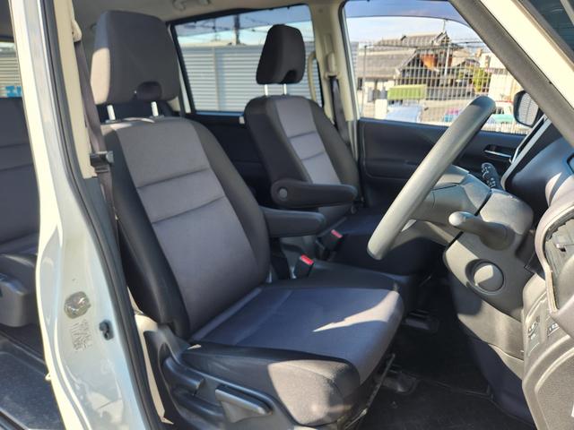 ランディ 2.0X 1オーナー/全方位カメラ/エマージェンシーブレーキ/左Pスライドドア/BSM/8人乗り/車両取説・スペアキー有(39枚目)