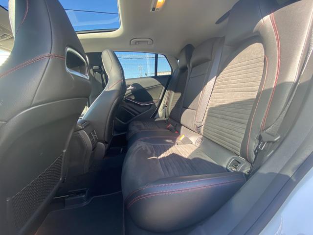 CLAクラス シューティングブレーク CLA180 シューティングブレーク AMGスタイル サンルーフ/純正ナビTV/Bluetooth/Bカメラ/ETC/ハーフレザーシート/レーダーセフティPK/BSM/レーンキープアシスト/パドルシフト/Pバックドア/取説・スペアキー有(54枚目)