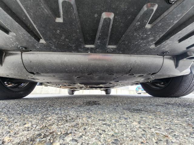 フィットハイブリッド Ｌ　ホンダセンシング　１オーナー・禁煙車／純正ナビＴＶ／Ｂｌｕｅｔｏｏｔｈ／Ｂカメラ／ＥＴＣ／コンビシート／タイヤ４本新品交換渡し／スマートキー＆Ｐスタート／車両取説・ナビ取説・スペアキー有（24枚目）