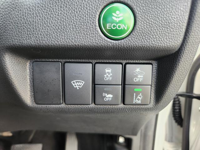 フィットハイブリッド Ｌ　ホンダセンシング　１オーナー・禁煙車／純正ナビＴＶ／Ｂｌｕｅｔｏｏｔｈ／Ｂカメラ／ＥＴＣ／コンビシート／タイヤ４本新品交換渡し／スマートキー＆Ｐスタート／車両取説・ナビ取説・スペアキー有（32枚目）