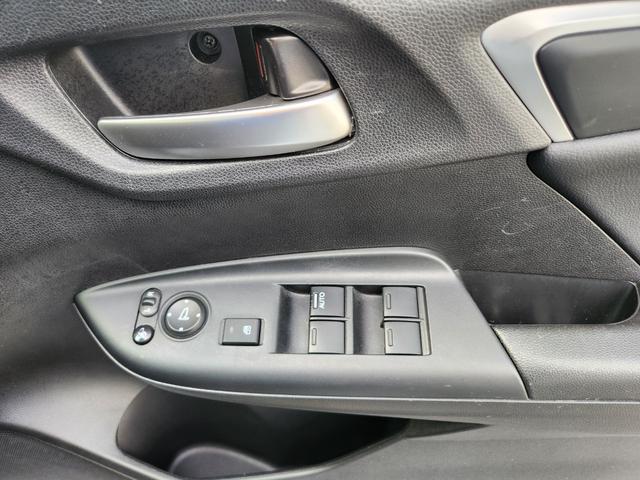 フィットハイブリッド Ｌ　ホンダセンシング　１オーナー・禁煙車／純正ナビＴＶ／Ｂｌｕｅｔｏｏｔｈ／Ｂカメラ／ＥＴＣ／コンビシート／タイヤ４本新品交換渡し／スマートキー＆Ｐスタート／車両取説・ナビ取説・スペアキー有（38枚目）