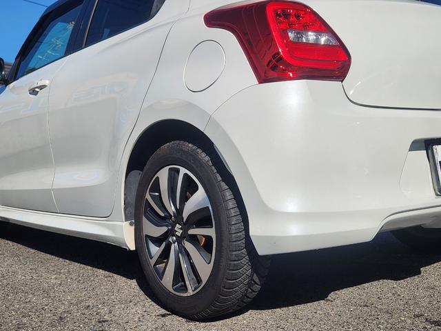 スイフト RSt セーフティパッケージ/全方位カメラ/純正ナビTV/Bluetooth/ドラレコ/ETC/パドルシフト/レーンキープアシスト/LEDヘッドライト/車両取説・ナビ取説・スペアキー有/オールシーズンタイヤ(18枚目)