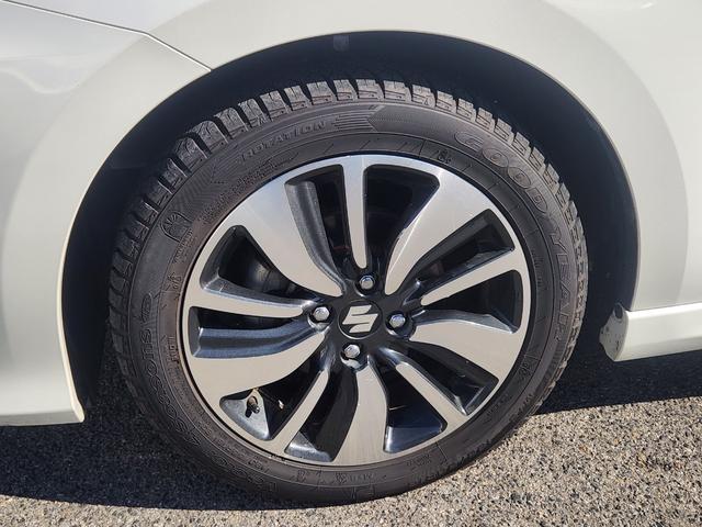 スイフト RSt セーフティパッケージ/全方位カメラ/純正ナビTV/Bluetooth/ドラレコ/ETC/パドルシフト/レーンキープアシスト/LEDヘッドライト/車両取説・ナビ取説・スペアキー有/オールシーズンタイヤ(36枚目)