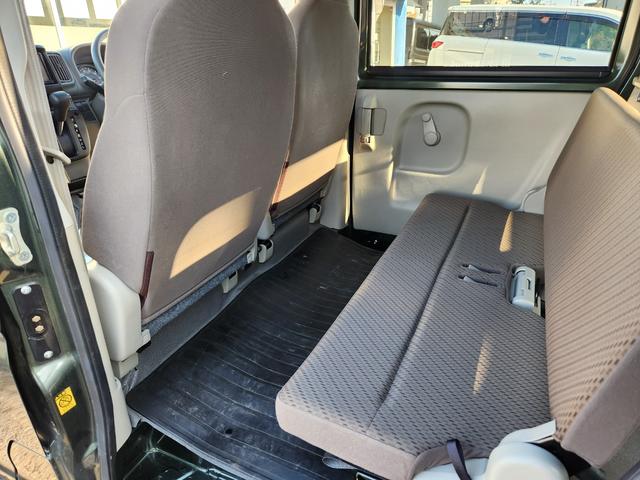 エブリイ PCリミテッド パートタイム4WD/デュアルカメラブレーキサポート/レーンキープアシスト/ハイルーフ/TV/Bluetooth/キーレス/オーバーヘッドコンソール/社外アルミ/スペアキー有(19枚目)
