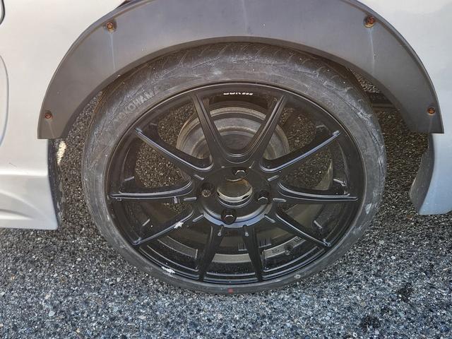 ハイゼットトラック ジャンボ　普通車・小型貨物構造変更済み／社外フルエアロ／社外アルミ／社外マフラー／社外鳥居／純正パーツ有り／車検Ｒ８年１０月（25枚目）