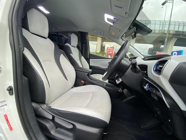 プリウス Ｓツーリングセレクション　純正ＤＯＰナビ、フルセグＴＶ／シートヒーター／ステリモ／純正アルミ１７インチ／ＥＴＣ、ドラレコ付き／Ｂｌｕｅｔｏｏｈ／Ｂカメラ／タイヤ４本交換渡し／取扱説明書、ナビ取説、スペアキー有（46枚目）