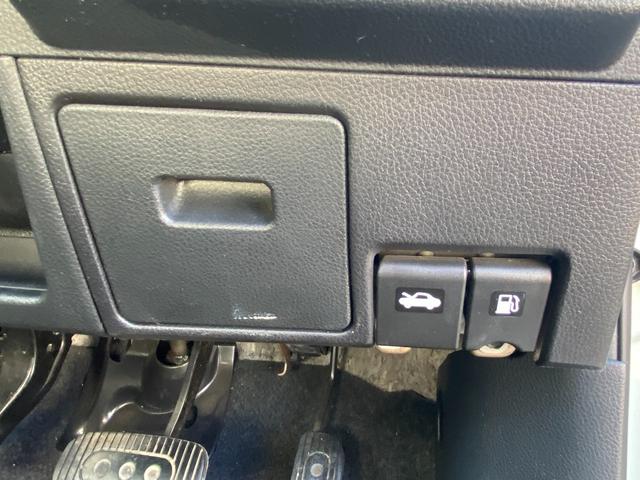 ティーダ １５Ｍ　純正ナビＴＶ／ＥＴＣ搭載／ワンオーナー／アイドリングストップ／Ｂｌｕｅｔｏｏｈ／スマートキー／フォグランプ／電格ミラー（32枚目）