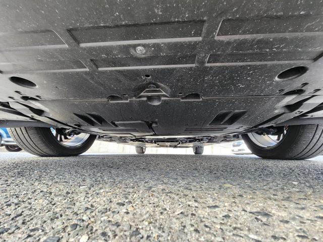 プリウス Ｚ　ユーザー買取・１オーナー／パノラマルーフ／ディスプレイオーディオナビＴＶ／デジタルインナーミラー／全方位カメラ／Ｂｌｕｅｔｏｏｔｈ／ＥＴＣ／前後ドラレコ／黒革シート／ＢＳＭ／ＡＣ１００Ｖ（52枚目）