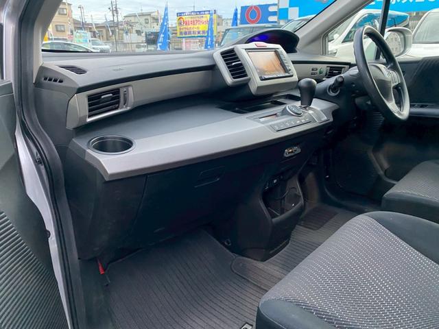 フリードハイブリッド ジャストセレクション　ハイブリッド　両側電動ドア　バックカメラ　禁煙車　ハーフレザーシート　スマートキー　ＥＴＣ　オートライト（39枚目）