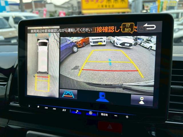 ハイエースバン スーパーＧＬ　ダークプライムＩＩ　両側パワースライドドア　アルパインフローティングナビ　ローダウン　構造変更済　パノラミックビューモニター　トヨタセーフティセンス　社外エアロ　社外テール　シートカバー（2枚目）