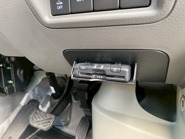 エブリイ ＰＣ　ＥＴＣ　アイドリングストップ　コーナーセンサー　ヘッドライトレベライザー　車線逸脱警報　横滑り防止装置（4枚目）