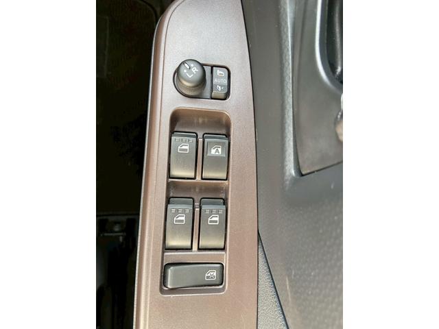 タンク G S ☆純正ナビ バックカメラ Bluetoothオーディオ 両側電動スライドドア 前ドライブレコーダー ETC TV Autoエアコン プッシュスタート アイドリングストップ フルフラットシート(29枚目)