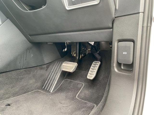 レンジローバーイヴォーク R-ダイナミック SE P250 1オーナー ブラックルーフ デジタルインナーミラー 360°カメラ 純正20インチグレー塗装アルミ レーダー探知機 電動リアゲート ウェルカムライト ブラインドスポットモニター(21枚目)