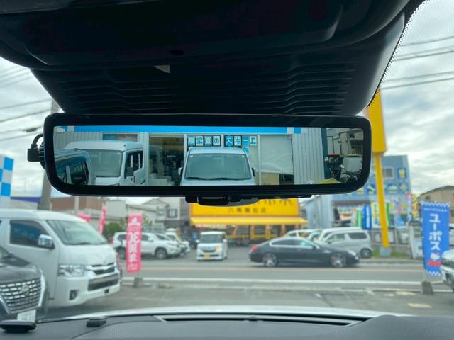 レンジローバーイヴォーク R-ダイナミック SE P250 1オーナー ブラックルーフ デジタルインナーミラー 360°カメラ 純正20インチグレー塗装アルミ レーダー探知機 電動リアゲート ウェルカムライト ブラインドスポットモニター(49枚目)