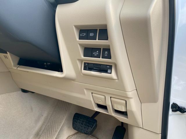 ランドクルーザー ＺＸ　モデリスタフルエアロ　リアエンター　ベージュインテリア　全周囲モニター　クールＢＯＸ　ルーフレール　パワーバックドア　スマートキー　ＥＴＣ　フォグランプ　前後衝突軽減システム　寒冷地（26枚目）