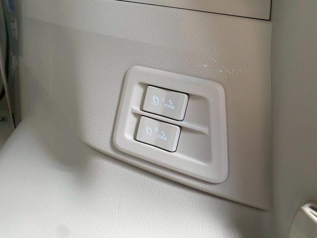 ランドクルーザー ＺＸ　モデリスタフルエアロ　リアエンター　ベージュインテリア　全周囲モニター　クールＢＯＸ　ルーフレール　パワーバックドア　スマートキー　ＥＴＣ　フォグランプ　前後衝突軽減システム　寒冷地（55枚目）