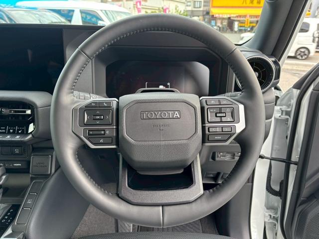 ランドクルーザー２５０ ＶＸ　サンルーフ　革シート　１２．３インチディスプレイオーディオ　サンルーフ　パノラミックビューモニター　コネクティッドナビ　ＨＤＭＩ　デジタルインナーミラー（29枚目）