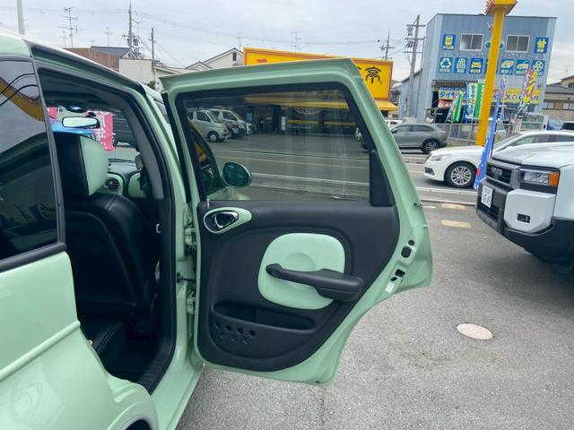 クライスラー・ＰＴクルーザー 　全塗装　サンルーフ　ＧＴ　クラシックデザイン　社外ナビ　ＧＥＷＡＮＤＴセンター出しマフラー　前席シートヒータ　Ｂカメラ　ＥＴＣ　ＴＶ　電動格納ミラー　左ハンドル（19枚目）