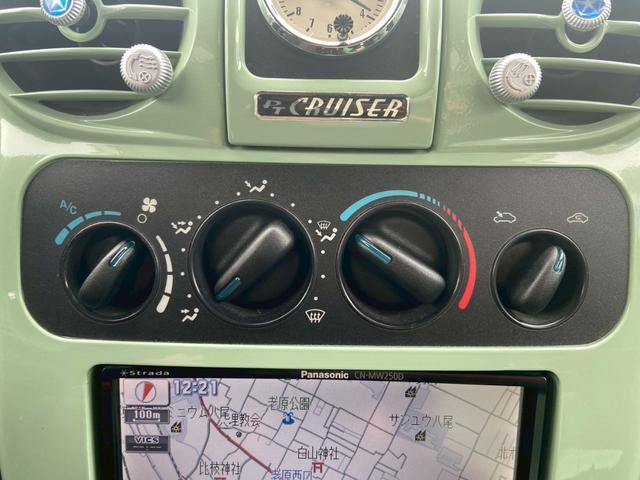 クライスラー・ＰＴクルーザー 　全塗装　サンルーフ　ＧＴ　クラシックデザイン　社外ナビ　ＧＥＷＡＮＤＴセンター出しマフラー　前席シートヒータ　Ｂカメラ　ＥＴＣ　ＴＶ　電動格納ミラー　左ハンドル（41枚目）