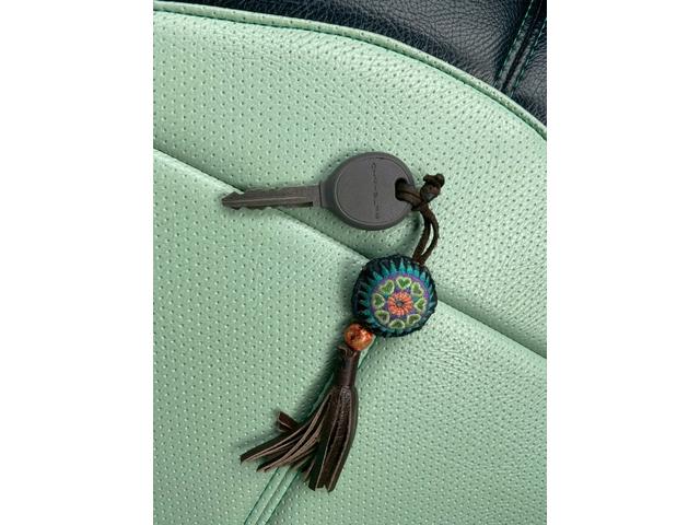 クライスラー・ＰＴクルーザー 　全塗装　サンルーフ　ＧＴ　クラシックデザイン　社外ナビ　ＧＥＷＡＮＤＴセンター出しマフラー　前席シートヒータ　Ｂカメラ　ＥＴＣ　ＴＶ　電動格納ミラー　左ハンドル（55枚目）