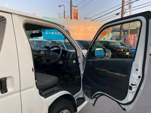 レジアスエースバン ロングＤＸ　ＧＬパッケージ　ＧＬパッケージ　１０人乗り　５ナンバー構造変更済　　ＬＥＤヘッドライト　純正ナビバックカメラ　社外タコメーター　フォグランプ　ミラー型ドラレコ（17枚目）