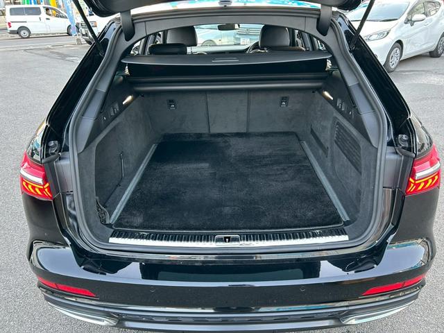 Ａ６アバント ４５ＴＦＳＩクワトロ　スポーツ　Ｓラインパッケージ　革シート／純正メーカーフルセグナビ／シートヒーター／全方位カメラ／ＬＥＤヘッドライト／２０インチホイール／ＥＴＣ／Ｓライン専用ステアリング／ローダウン（20枚目）