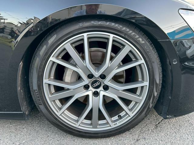 Ａ６アバント ４５ＴＦＳＩクワトロ　スポーツ　Ｓラインパッケージ　革シート／純正メーカーフルセグナビ／シートヒーター／全方位カメラ／ＬＥＤヘッドライト／２０インチホイール／ＥＴＣ／Ｓライン専用ステアリング／ローダウン（36枚目）