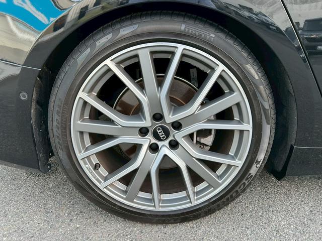 Ａ６アバント ４５ＴＦＳＩクワトロ　スポーツ　Ｓラインパッケージ　革シート／純正メーカーフルセグナビ／シートヒーター／全方位カメラ／ＬＥＤヘッドライト／２０インチホイール／ＥＴＣ／Ｓライン専用ステアリング／ローダウン（38枚目）