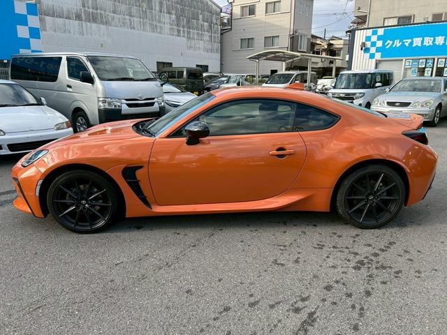 GR86 RZ 10thアニバーサリーリミテッド6MT ナビ クルコン ETC Bカメラ ドラレコ シートヒーター BSM LEDライト スマートキー DVD フルセグ Bluetooth 18AW 保証継承渡し(17枚目)