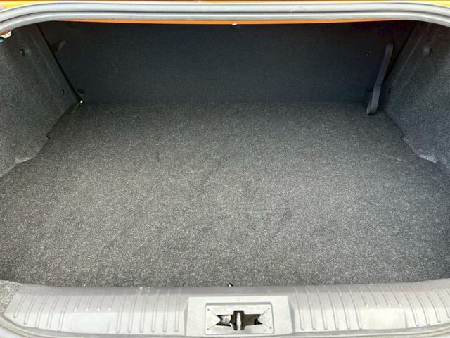 GR86 RZ 10thアニバーサリーリミテッド6MT ナビ クルコン ETC Bカメラ ドラレコ シートヒーター BSM LEDライト スマートキー DVD フルセグ Bluetooth 18AW 保証継承渡し(21枚目)