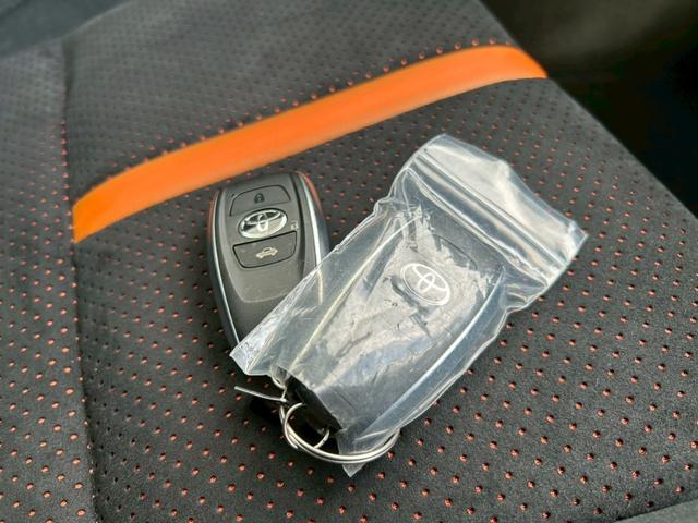 GR86 RZ 10thアニバーサリーリミテッド6MT ナビ クルコン ETC Bカメラ ドラレコ シートヒーター BSM LEDライト スマートキー DVD フルセグ Bluetooth 18AW 保証継承渡し(30枚目)