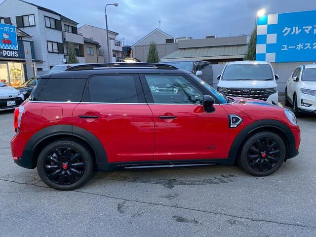 ���[�ԑO�̃R�[�e�B���O�����{���Ă���܂��B�ڂ����̓X�^�b�t�܂ł��C�y�ɂ����k����������