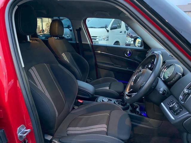 ���f�ڎʐ^�ȊO�ɂ��A��]�̉ӏ��E�L�Y�̏ڍׂ��ʐ^��������\�ł���