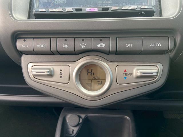 フィット １．３Ｗ　☆ナビ付　ベンチシート　フルフラットシート　Ａｕｔｏエアコン　衝突安全ボディ　ＣＤ　ＤＶＤ　ＴＶ　キーレス（29枚目）