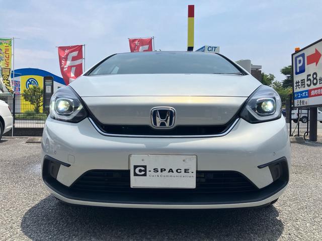 フィット ｅ：ＨＥＶホーム　２０周年特別仕様車　メゾン　純正ナビ・フルセグＴＶ　バックカメラ　Ｂｌｕｅｔｏｏｔｈ　クリアランスソナー　ホンダセンシング　ブレーキホールド　ＥＴＣ２．０　ドライブレコーダー　シートヒーター　クルーズコントロール（17枚目）