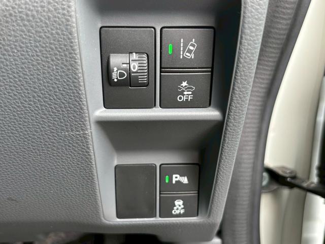 Ｎ－ＶＡＮ Ｇ・ホンダセンシング　社外ナビ・Ｂｌｕｅｔｏｏｔｈ　ホンダセンシング　前後クリアランスソナー　両側スライドドア　左センターピラーレス　クルーズコントロール　　キーレス　スペアキー（33枚目）