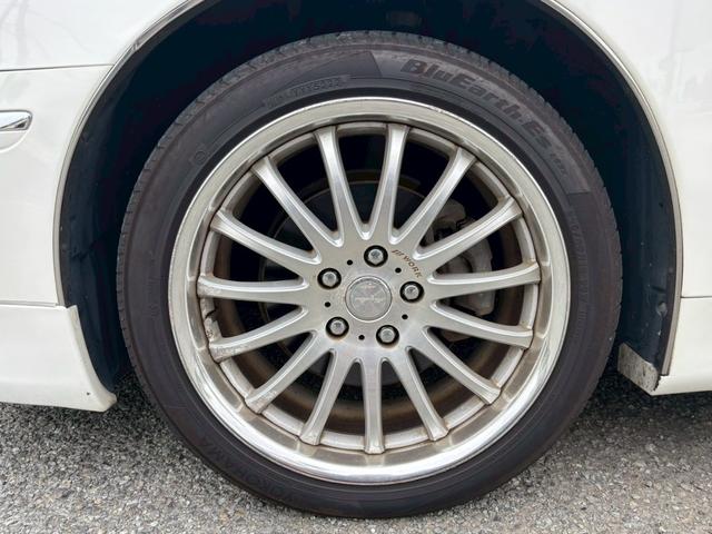 クラウンマジェスタ Ｃタイプ　Ｆパッケージ　フルエアロ　サンルーフ　純正ナビ　バックカメラ　ヘッドアップディスプレイ　ソナー　ＷＯＲＫアルミ　黒革シート　パワーシート　シートヒーター　スペアキー　車検Ｒ８年１１月まで（6枚目）