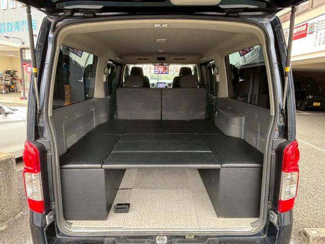 ＮＶ３５０キャラバンバン ロングプレミアムＧＸターボ　ベッドキット　エマージェンシーブレーキ　純正ナビ・ＴＶ・Ｂｌｕｅｔｏｏｔｈ　バックカメラ　ＡＬＰＩＮＥフリップダウンモニター　両側スライドドア／小窓　社外ミラー型ドラレコ　社外ＡＷ　ＥＴＣ　ディーゼル（3枚目）