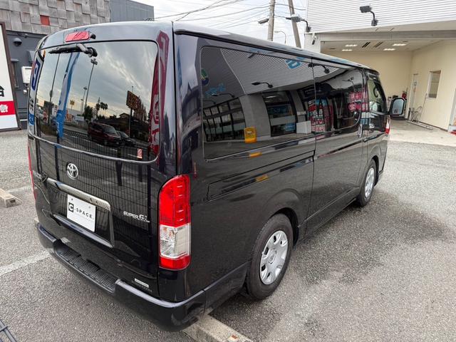 ハイエースバン スーパーＧＬ　ダークプライムＩＩ　ＡＬＰＩＮＥ・ＢＩＧＸ１１型ナビ　パノラミックビューモニター　Ｂｌｕｅｔｏｏｔｈ　ＥＴＣ　両側スライドドア／小窓　ＬＥＤヘッドライト　フォグランプ　スマートキー　プッシュスタート　スペアキー（7枚目）