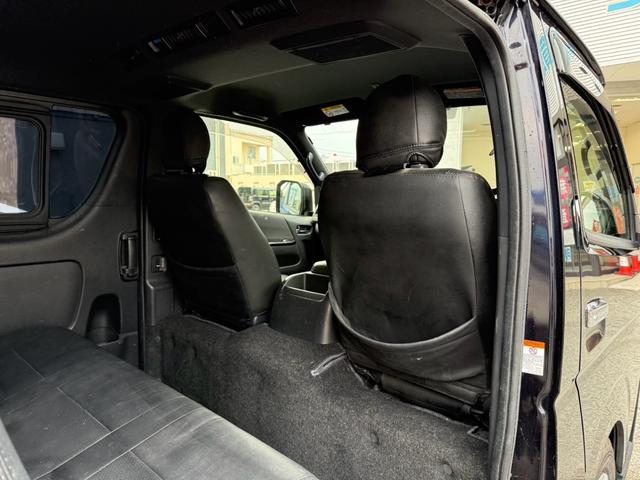 ハイエースバン スーパーＧＬ　ダークプライムＩＩ　ＡＬＰＩＮＥ・ＢＩＧＸ１１型ナビ　パノラミックビューモニター　Ｂｌｕｅｔｏｏｔｈ　ＥＴＣ　両側スライドドア／小窓　ＬＥＤヘッドライト　フォグランプ　スマートキー　プッシュスタート　スペアキー（21枚目）