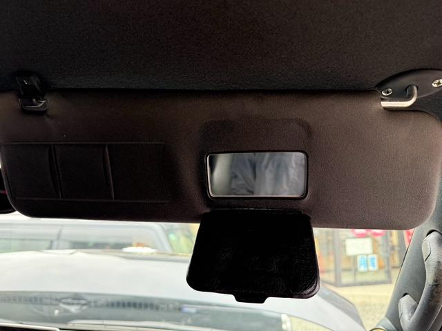 ハイエースバン スーパーＧＬ　ダークプライムＩＩ　ＡＬＰＩＮＥ・ＢＩＧＸ１１型ナビ　パノラミックビューモニター　Ｂｌｕｅｔｏｏｔｈ　ＥＴＣ　両側スライドドア／小窓　ＬＥＤヘッドライト　フォグランプ　スマートキー　プッシュスタート　スペアキー（37枚目）