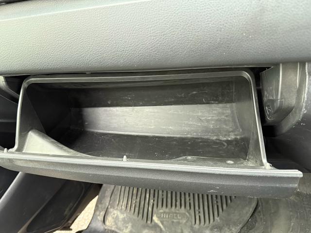 ハイエースバン スーパーＧＬ　ダークプライムＩＩ　ＡＬＰＩＮＥ・ＢＩＧＸ１１型ナビ　パノラミックビューモニター　Ｂｌｕｅｔｏｏｔｈ　ＥＴＣ　両側スライドドア／小窓　ＬＥＤヘッドライト　フォグランプ　スマートキー　プッシュスタート　スペアキー（41枚目）