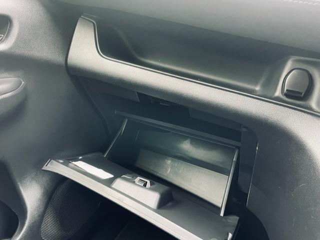 セレナ ハイウェイスターＶ　両側電動スライドドア　純正ナビ　フルセグ　バックカメラ　ＣＤ　ＤＶＤ　Ｂｌｕｅｔｏｏｔｈ　後席モニター　衝突軽減ブレーキ　コーナーセンサー　踏み間違え防止　レーンアシスト　ブラインドスポット　ＥＴＣ（38枚目）