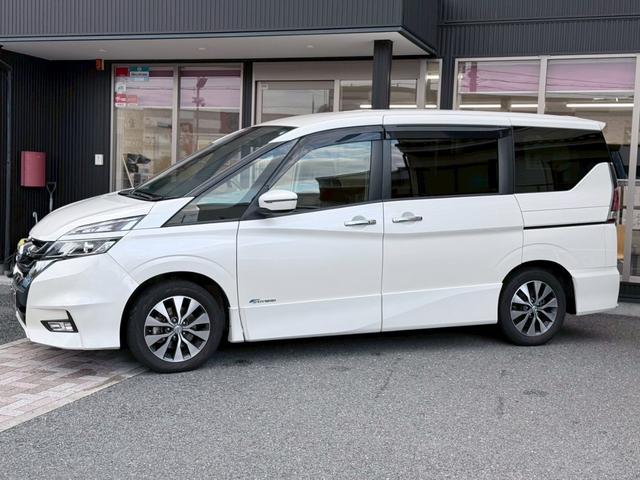 セレナ ハイウェイスター　Ｖセレクション　衝突軽減ブレーキ　フリップダウン　クルーズコントロール　両側電動スライドドア　アクセル踏み間違い防止　バックカメラ　ＥＴＣ　メモリーナビ　フルセグ　ＤＶＤ　ＣＤ　Ｂｌｕｅｔｏｏｔｈ　電格ミラー（10枚目）