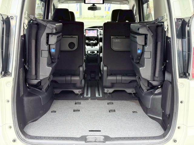 セレナ ハイウェイスター　Ｖセレクション　衝突軽減ブレーキ　フリップダウン　クルーズコントロール　両側電動スライドドア　アクセル踏み間違い防止　バックカメラ　ＥＴＣ　メモリーナビ　フルセグ　ＤＶＤ　ＣＤ　Ｂｌｕｅｔｏｏｔｈ　電格ミラー（20枚目）