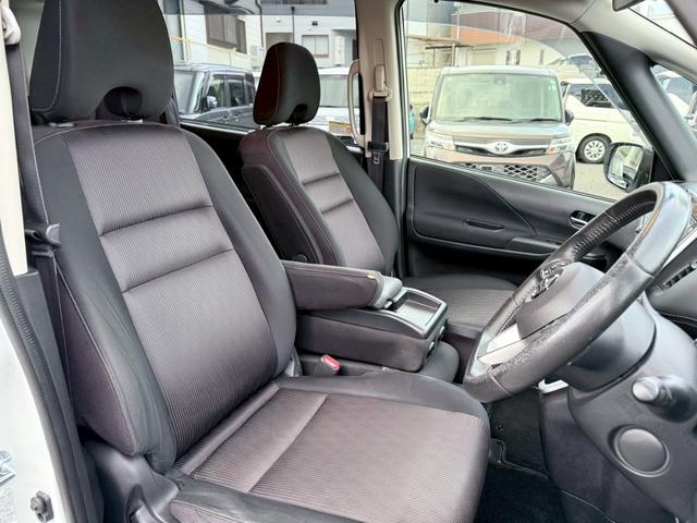 セレナ ハイウェイスター　Ｖセレクション　衝突軽減ブレーキ　フリップダウン　クルーズコントロール　両側電動スライドドア　アクセル踏み間違い防止　バックカメラ　ＥＴＣ　メモリーナビ　フルセグ　ＤＶＤ　ＣＤ　Ｂｌｕｅｔｏｏｔｈ　電格ミラー（22枚目）