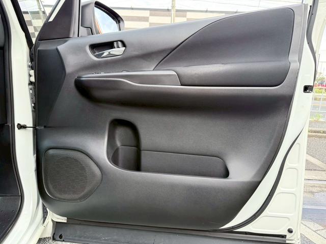 セレナ ハイウェイスター　Ｖセレクション　衝突軽減ブレーキ　フリップダウン　クルーズコントロール　両側電動スライドドア　アクセル踏み間違い防止　バックカメラ　ＥＴＣ　メモリーナビ　フルセグ　ＤＶＤ　ＣＤ　Ｂｌｕｅｔｏｏｔｈ　電格ミラー（30枚目）